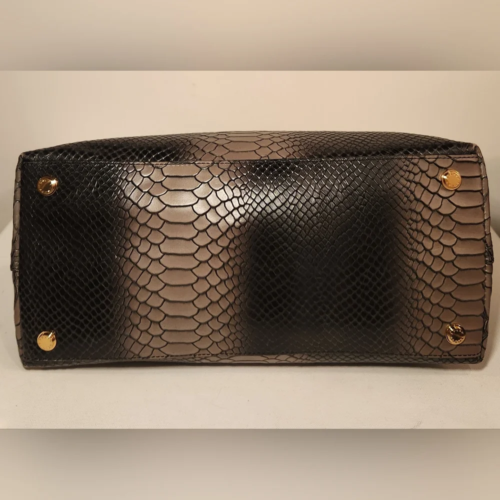 NWT! Henri bendel Premium Luxe Line snakeprint leather dome Satchel bag - Picture 6 of 9